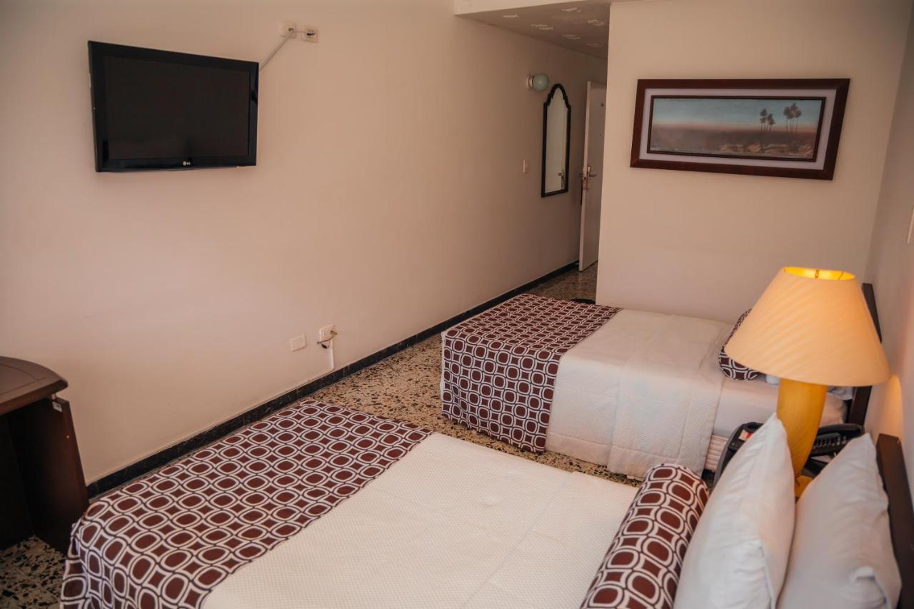 Hotel Tequendama Inn Estacion Buenaventura Buitenkant foto
